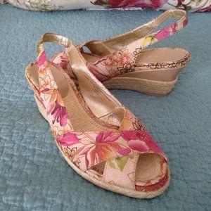 Liz Claiborne Floral Wedge Espadrille Sandals